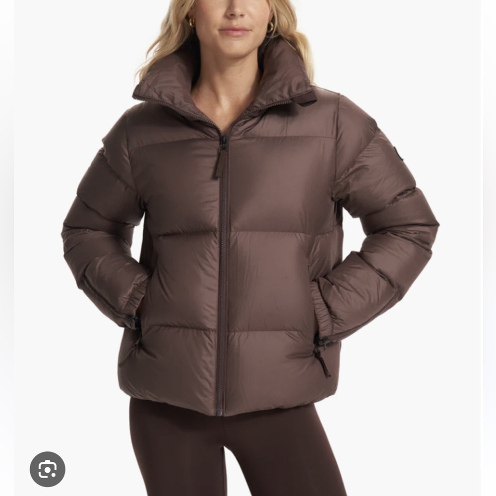Vuori XS Hillside Down Puffer Jacket women’s - Picture 4 of 10